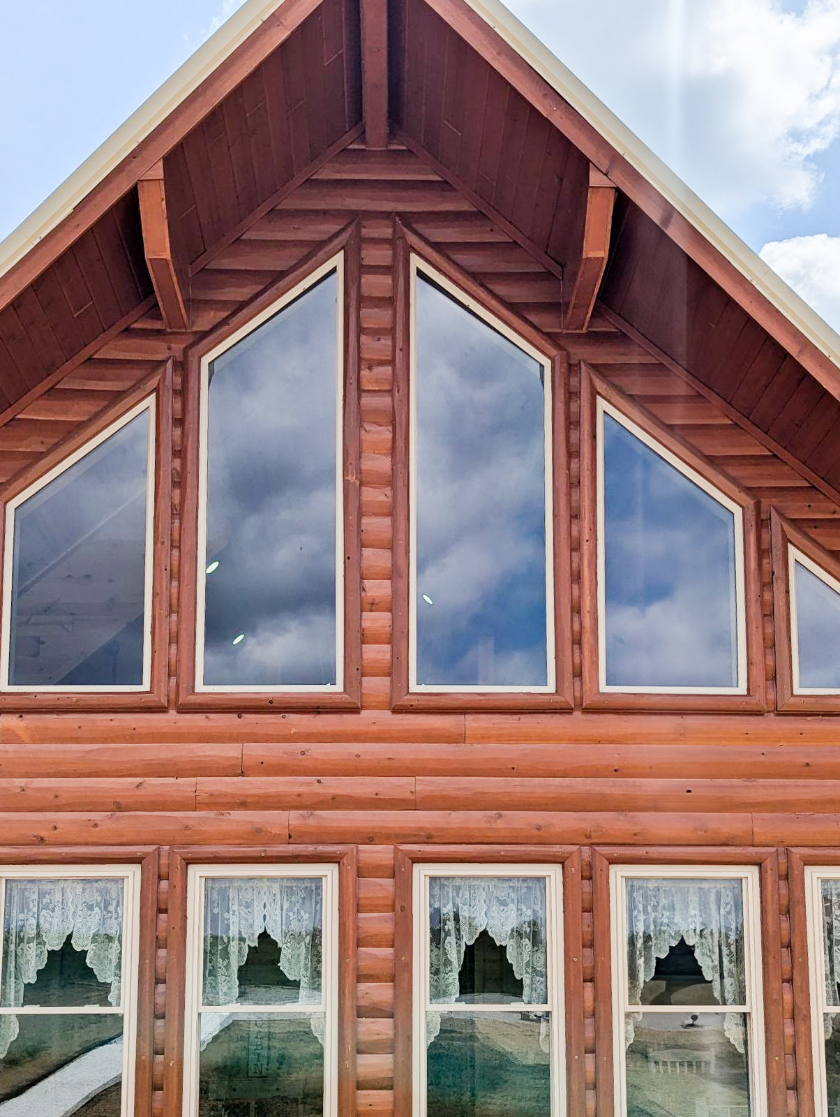 The Gatlinburg Lodge (PRICING FOR RHODE ISLAND)