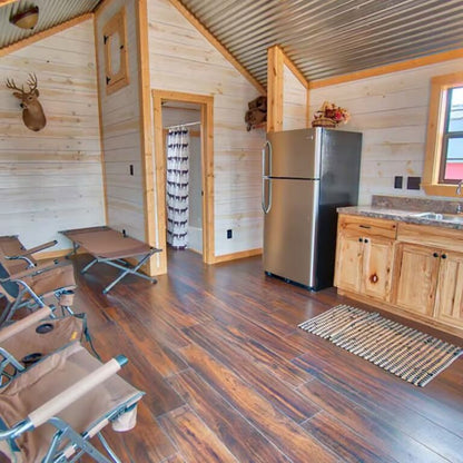 The Willow Brook Cabin ( WYOMING PRICING )