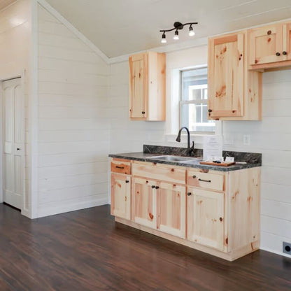 The Willow Brook Cabin ( WYOMING PRICING )