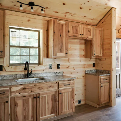 The Willow Brook Cabin ( MAINE PRICING )