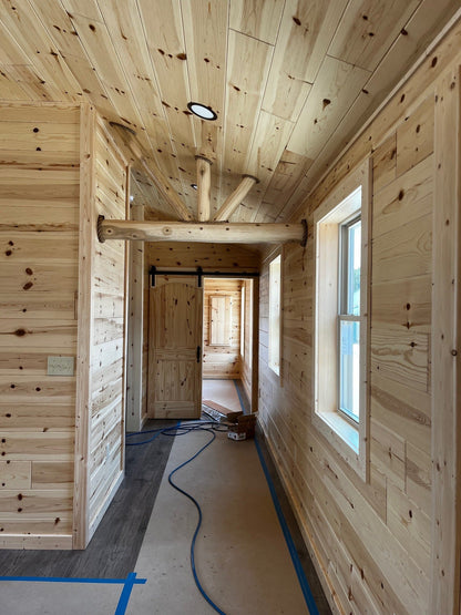 The Willow Brook Cabin ( WYOMING PRICING )