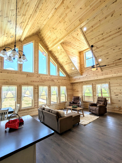 The Gatlinburg Lodge Cabin - ( WEST VIRGINIA PRICING )